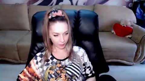 private open online show from 06/26/26, 12:42