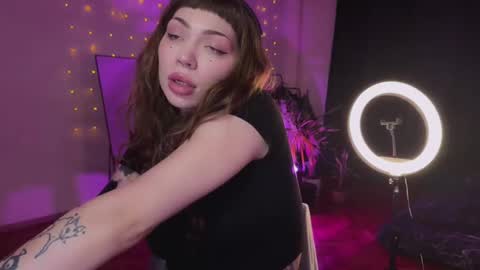 Elsa online show from 12/02/24, 05:48