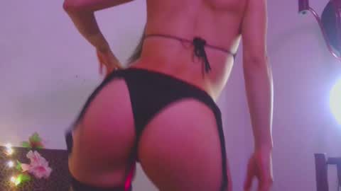 Snapshot of lovely_akira_xwx chatting on 02/16/25, 06:10 Tami online show from 02/16/25, 06:10