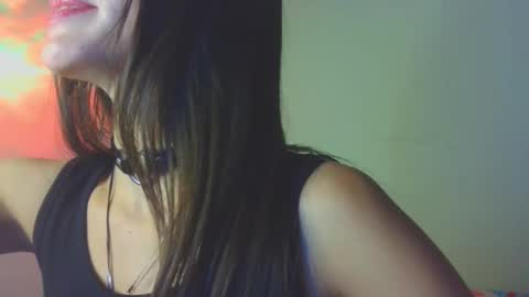 Snapshot of lovely_akira_xwx chatting on 10/08/25, 05:16 Tami online show from 10/08/25, 05:16