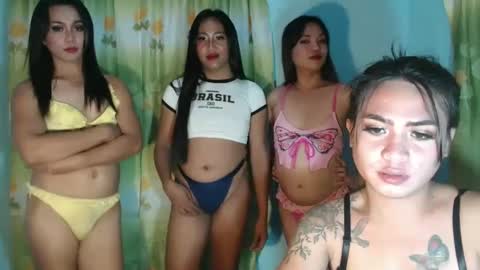 Snapshot of lovely_ayax chatting on 02/17/25, 11:13 alexa alice jane daisy online show from 02/17/25, 11:13