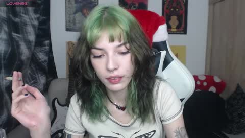 Cassie online show from 12/24/24, 10:49