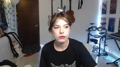 Cassie online show from 11/04/25, 05:17