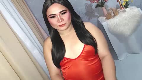 Snapshot of lovely_dale chatting on 10/06/25, 12:35 Lovely Dale online show from 10/06/25, 12:35