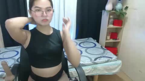 lovely_dianne online show from 02/09/25, 10:31