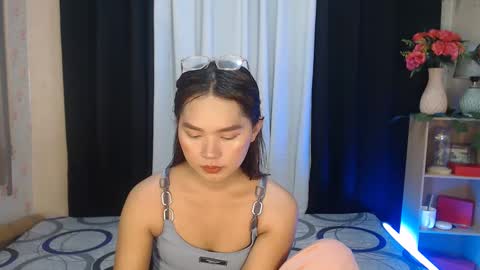 lovely_dianne online show from 02/11/25, 09:20