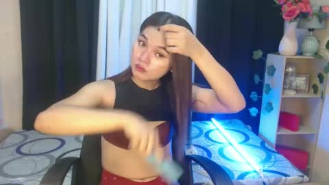 lovely_dianne online show from 02/18/25, 12:06