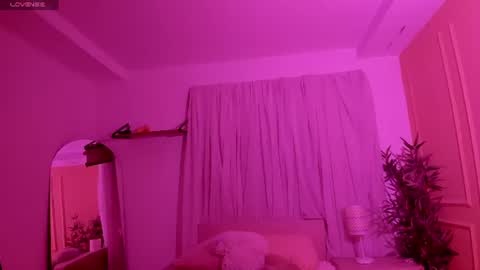 Emma online show from 07/14/26, 01:06