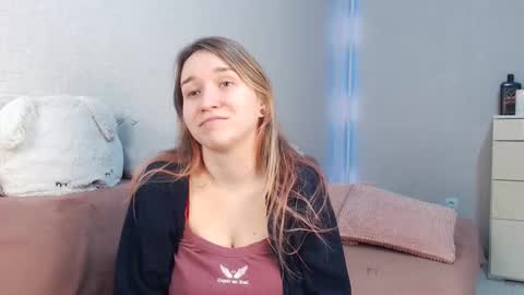 Lovely Hayley online show from 02/03/26, 10:15