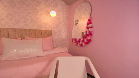 Snapshot of lovely_julls chatting on 02/09/26, 02:54 lovely_julls online show from 02/09/26, 02:54