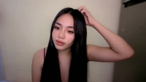 lovely_leah23 online show from 10/03/25, 07:33
