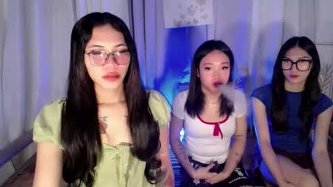 lovely_lianne online show from 03/09/26, 01:37
