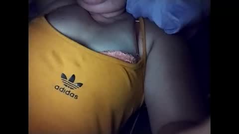 lovely_orchid online show from 11/01/25, 08:38