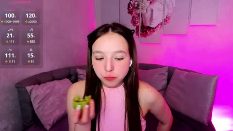 Snapshot of lovely_poppy chatting on 02/08/25, 07:48 Lolly online show from 02/08/25, 07:48