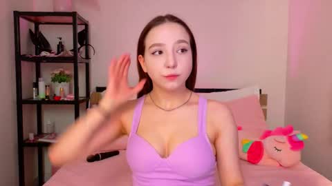 Snapshot of lovely_poppy chatting on 10/01/25, 01:55 Lolly online show from 10/01/25, 01:55