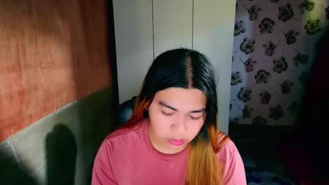 Snapshot of lovely_ricaxxx chatting on 10/15/25, 04:34 lovely_ricaxxx online show from 10/15/25, 04:34