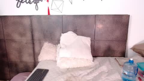 Hi guys online show from 12/24/24, 06:06