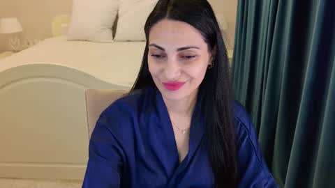 Snapshot of lovelybeatricee chatting on 07/04/26, 06:47 Beatrice online show from 07/04/26, 06:47