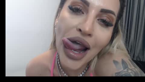 Snapshot of lovelyblondyxxx chatting on 03/04/25, 10:16 PrAllinXXXa online show from 03/04/25, 10:16