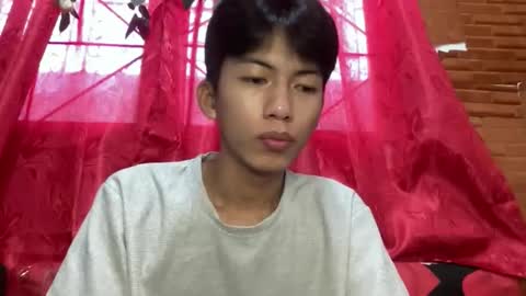 lovelyboy_jm online show from 05/11/26, 12:05