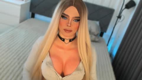 LOVELY CAREL 777 online show from 04/13/26, 03:23