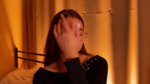 Snapshot of lovelycoupleforyou chatting on 10/25/25, 06:46 Solfiro online show from 10/25/25, 06:46