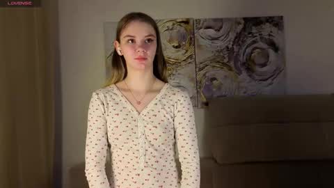 lovelygracee online show from 11/22/25, 02:16