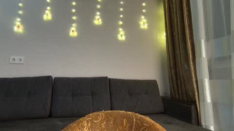 Kate only online show from 01/11/25, 02:15