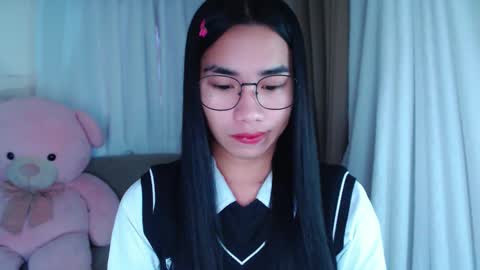 Snapshot of lovelymae18 chatting on 12/10/24, 01:11 lovelymae18 online show from 12/10/24, 01:11