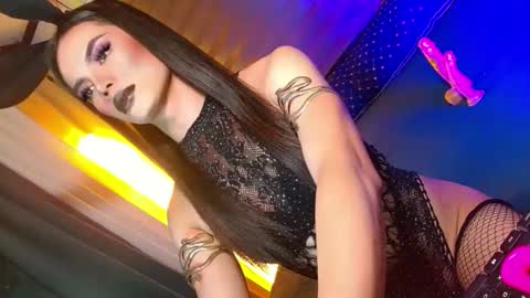 lovelymiss_shyna11 online show from 05/20/26, 02:07
