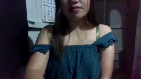lovelymocha27s online show from 12/08/24, 11:57