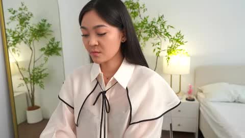 kim online show from 02/16/26, 11:06