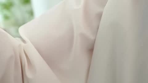 kim online show from 03/05/26, 10:44