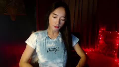 lovelypetite143 online show from 02/12/26, 04:07