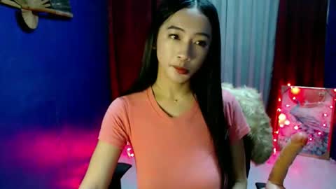 lovelypetite143 online show from 05/24/26, 03:17