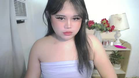 Snapshot of lovelypinaychubsx chatting on 07/20/26, 07:33 lovely online show from 07/20/26, 07:33