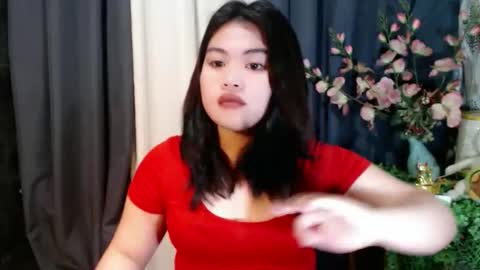 Rhean online show from 12/05/25, 12:19