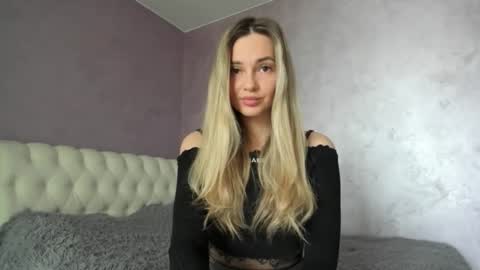 Lovely Rose online show from 03/28/26, 09:09