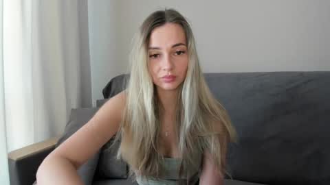Lovely Rose online show from 05/23/26, 11:14