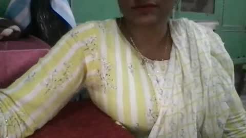 lovelyrose36 online show from 05/27/26, 08:44