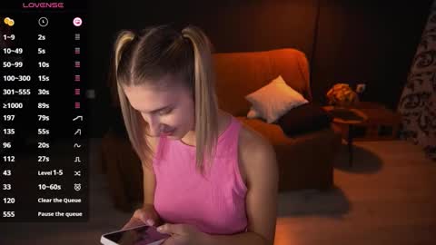 Anna online show from 11/25/25, 03:56