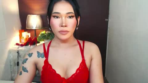 STWEET LINA online show from 03/28/26, 10:59