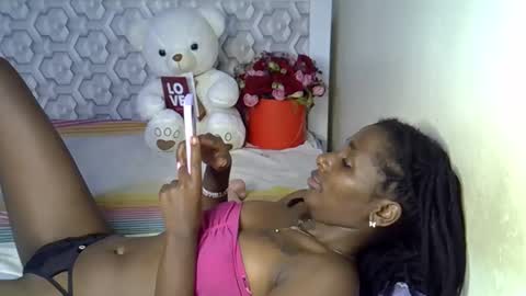 lovelytin online show from 02/15/26, 09:22