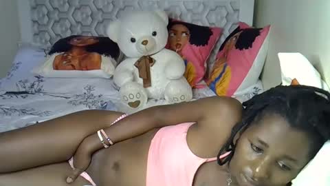 lovelytin online show from 02/26/26, 03:11