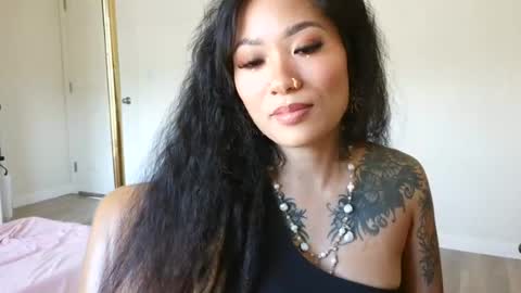 Snapshot of lovelyxmacii chatting on 06/14/26, 12:19 lovelyxmacii online show from 06/14/26, 12:19