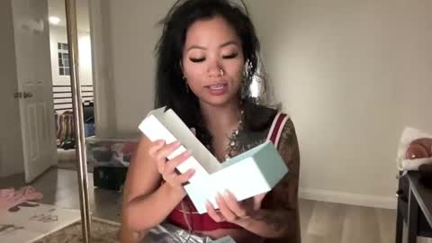Snapshot of lovelyxmacii chatting on 06/17/26, 03:31 lovelyxmacii online show from 06/17/26, 03:31