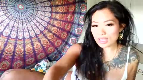 Snapshot of lovelyxmacii chatting on 07/14/26, 02:05 lovelyxmacii online show from 07/14/26, 02:05