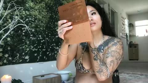 Snapshot of lovelyxmacii chatting on 07/15/26, 10:04 lovelyxmacii online show from 07/15/26, 10:04