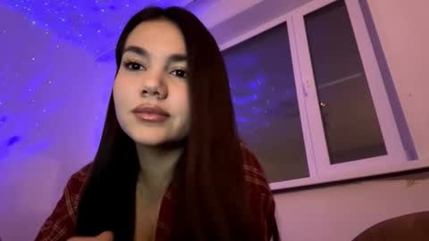 Snapshot of lovelyy_lovely chatting on 11/17/25, 03:07 Kalie online show from 11/17/25, 03:07