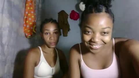 Snapshot of lovemarie08 chatting on 04/11/26, 05:17 lovemarie08 online show from 04/11/26, 05:17